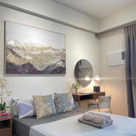 Amani Suite near Mactan Airport by A&C，位于Mactan Cebu International的酒店