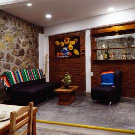 Find Your Perfect Mountain Retreat at House Water，位于Xuchi的酒店