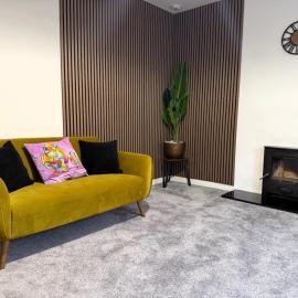 Meadowside-Stylish Newly Renovated 2 bed property