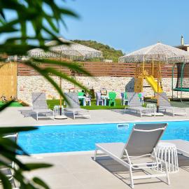 ID Holiday Living，位于维瓦里的酒店