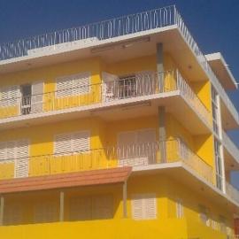 APARTMENT SALINAS VILA DO MAIO WiFi FREE，位于马约城的酒店
