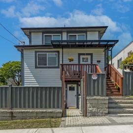 Executive 2 Bedroom Garden Suite Free Parking - Save on Long Stays!