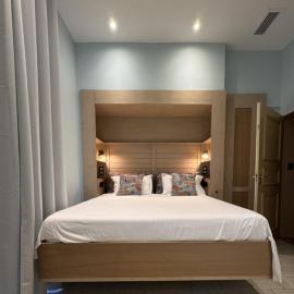 Mes à Moi in Pezenas - Studio Climatisé & patio privatif - O Pitchoun，位于佩兹纳斯的酒店
