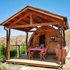 Yurts in Cyprus - Koliba Tiny House，位于Simou的酒店