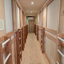 Your Space Capsule Hotel Fuji Station，位于富士市的酒店