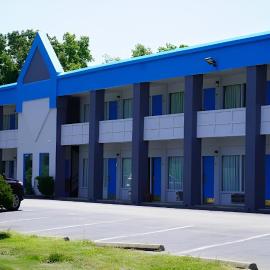 Astoria Hotel North，位于丹维尔的酒店