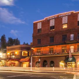 Boutique Retreat in Wine & Gold Country,位于普莱瑟维尔的酒店