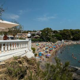 Hotel Grifeu y Restaurant - Costa Brava，位于兰卡的酒店