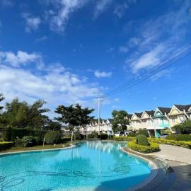 PonteFino Prime Batangas City Staycation，位于八打雁的酒店