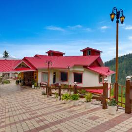 Keys Select by Lemon Tree Hotels, Kufri, Shimla，位于西姆拉的酒店