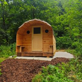 Hobbit Hütte am Bach ohne Bettwäsche，位于科琴斯顿巴赫的酒店