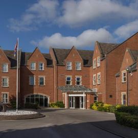 Cheltenham Chase Hotel & Spa，位于切尔滕纳姆的酒店
