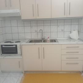 Ευρυχωρο ισόγειο διαμέρισμα，位于Moláoi的酒店