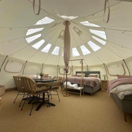 Agger Glamping - Lyngheden，位于韦斯特维的酒店