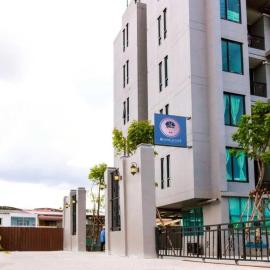 Dancenter Sukhumvit 107 Bangkok Hotel，位于曼谷的酒店