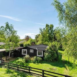 S722-Stroby-Ladeplads-Svalemosevej-36，位于Strøby Ladeplads的酒店
