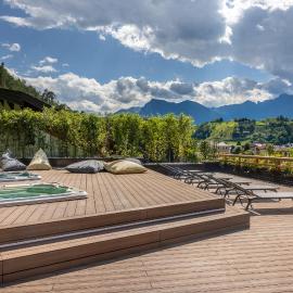 Alchimia WellResort,位于科马诺泰梅的酒店