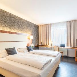 PLAZA INN Zwickau，位于茨维考的酒店