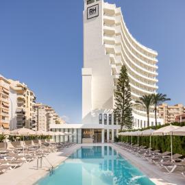 Hotel RH Arena - Todo Incluido，位于甘迪亚的酒店