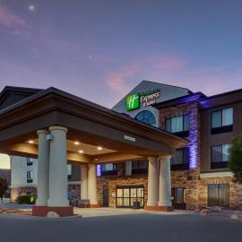 Holiday Inn Express & Suites Richfield by IHG，位于里奇菲尔德的酒店