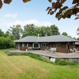 Cozy Home In Græsted With Sauna，位于Græsted的酒店