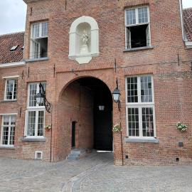 Begijnhofpoort B&B，位于蒂伦豪特的酒店