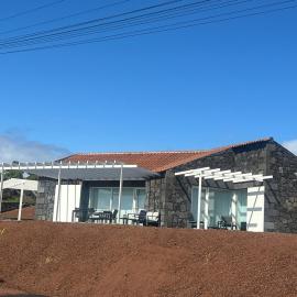 Vinhas do Calhau，位于马达莱纳的酒店