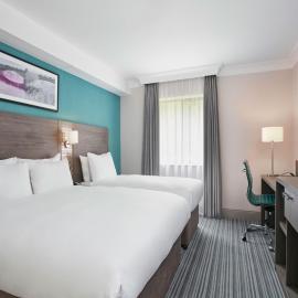 Leonardo Hotel East Midlands Airport - On-Site，位于达宁顿堡的酒店