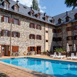 SNÖ Vall de Boí，位于普拉德埃米塔的酒店