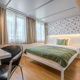 Gasthaus zur Sonne - Hotel - Restaurant - Boutique，位于戈绍的酒店