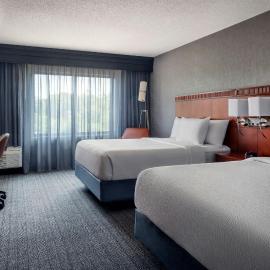 Courtyard by Marriott Paramus，位于帕拉默斯的酒店