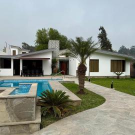 Casa los Cipreses del Sol，位于谢内吉亚区的酒店