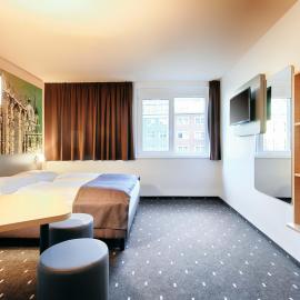 B&B Hotel Aachen-City，位于亚琛的酒店