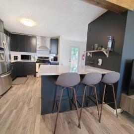 Spacious 3-Bedroom Home.，位于里贾纳的酒店