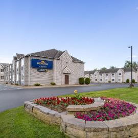 Microtel Inn by Wyndham - Albany Airport，位于莱瑟姆的酒店