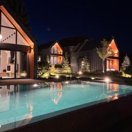 Garden Hill Mitrovac na Tari，位于米特洛瓦克的酒店