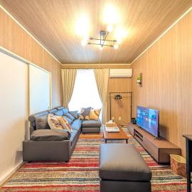 17minutes by car to Nagoya-Sta 1parking，位于Chiharachō的酒店