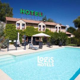 Hôtel des Trois Massifs, Grenoble Sud Claix，位于克莱的酒店