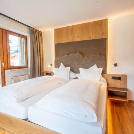 Hotel Edelweiss，位于玛丽亚阿尔姆的酒店