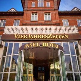 Inselhotel VierJahreszeiten，位于博尔库姆的酒店