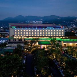 Grand Sunshine Resort & Convention，位于万隆的酒店