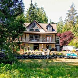 Davidson Lake House，位于苏克的酒店