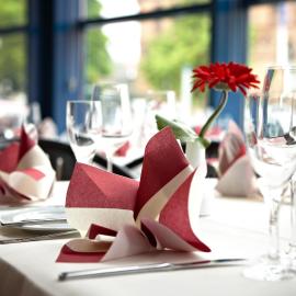 IntercityHotel Schwerin，位于什未林的酒店