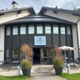 Hotel Leonhard，位于新波南特的酒店