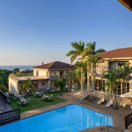 Umthunzi Hotel and Conference，位于Umtentweni的酒店