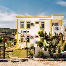 Limon Pansiyon，位于福卡的酒店