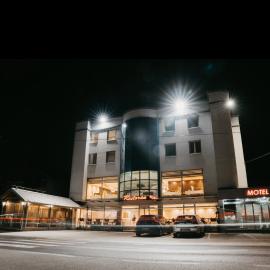 Mostarlic Motel，位于Raskršće的酒店