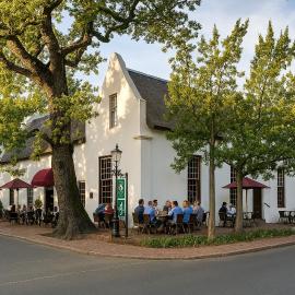 The Stellenbosch Hotel，位于斯泰伦博斯的酒店