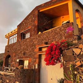 Casa El Sato，位于Echedo的酒店
