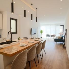 PENTHOUSE BLISS, STARGAZE OVER GOZo，位于泽布季的酒店